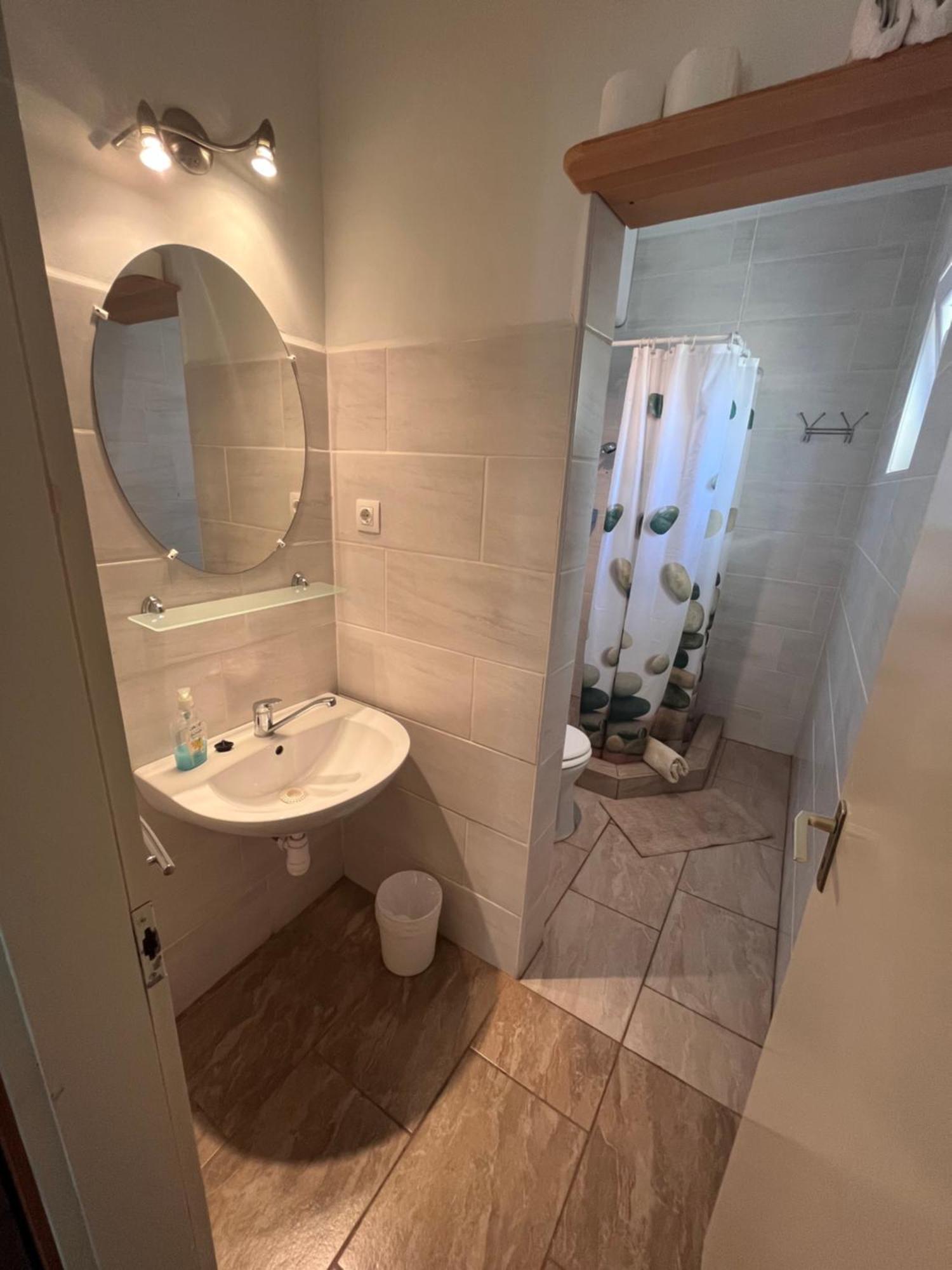 Abigel Apartman Морахалом Екстер'єр фото